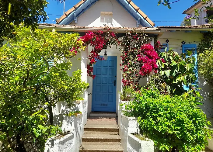 Dom wakacyjny Au Fil De L Eau Cannes