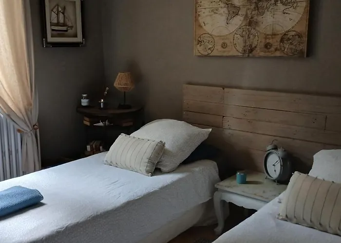 Au Fil De L Eau * Cannes