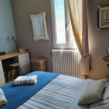Holiday home Au Fil De L Eau *