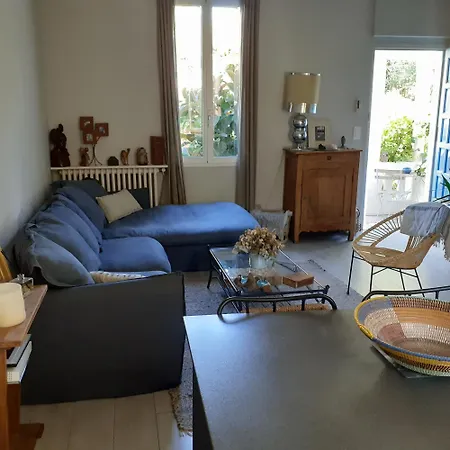 Au Fil De L Eau * Cannes