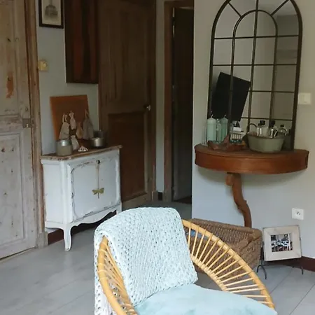 Au Fil De L Eau Holiday home *